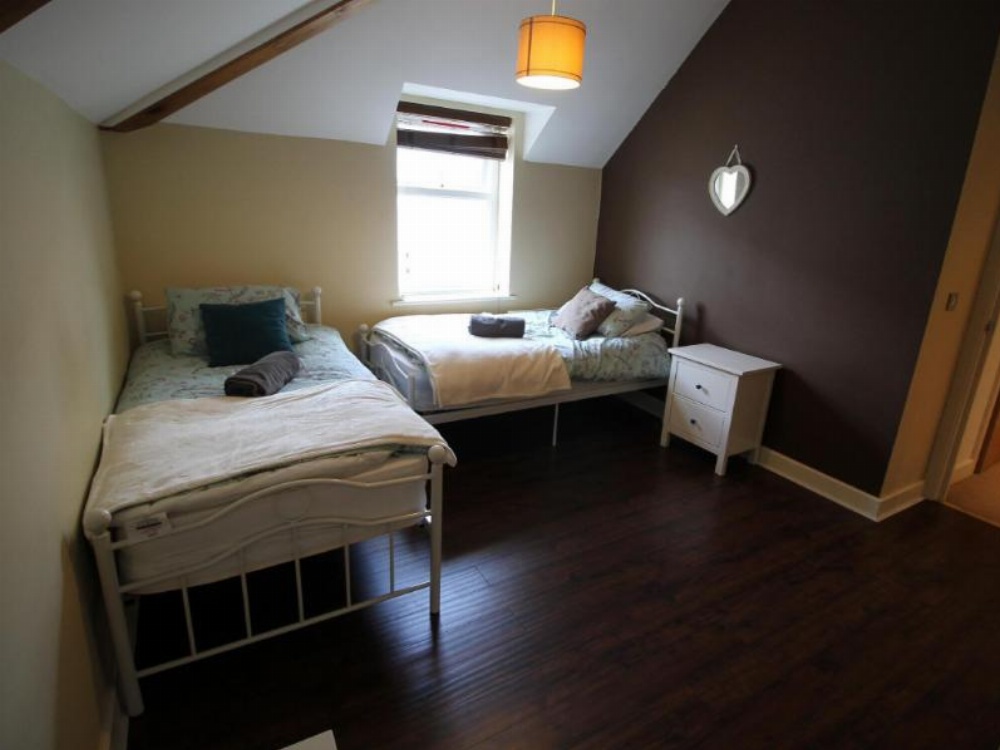 Ashgrove Court Penthouse's by Cardiff Holiday Homes